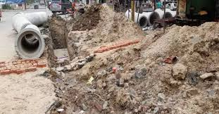 Meerut: तेजगढ़ी चौराहे पर गैस रिसाव होने से मची भगदड़, आधे घंटे तक रास्ता रोका